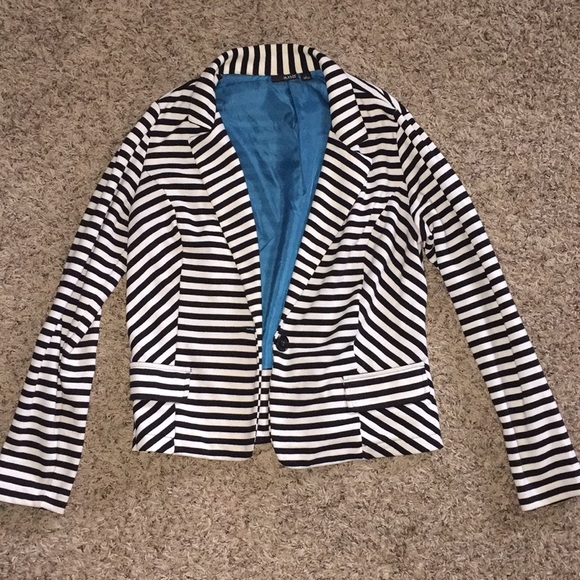 Women’s jacket - Picture 1 of 1